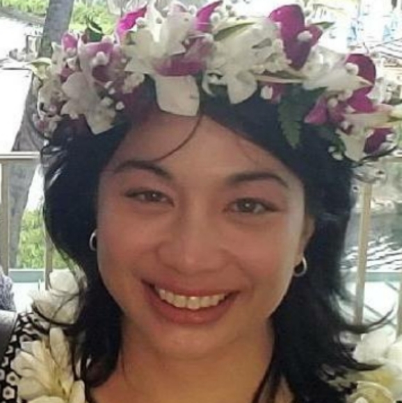 Meet your Posher, Karen - Picture 2 of 3